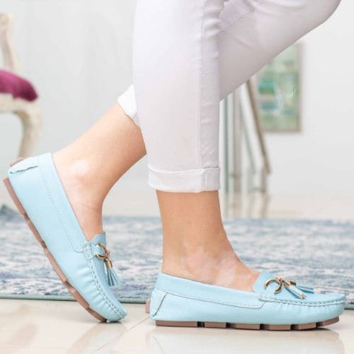 Colores de zapatos de cuero 2024 Celeste