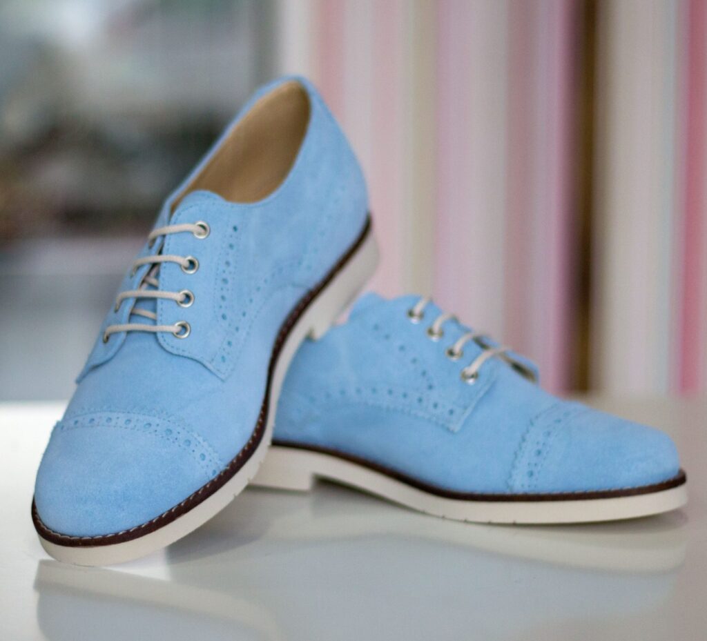 Colores de zapatos de cuero tendencia 2024