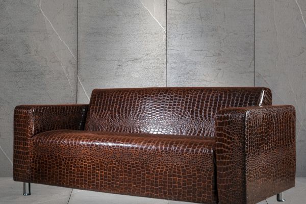 Sofá de Cuero Color tendencia colores tierra